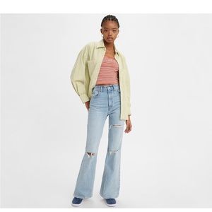 Levi’s 70s High Rise Flare NWT